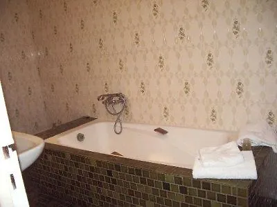 Hotel Lucien & Marinette Paris