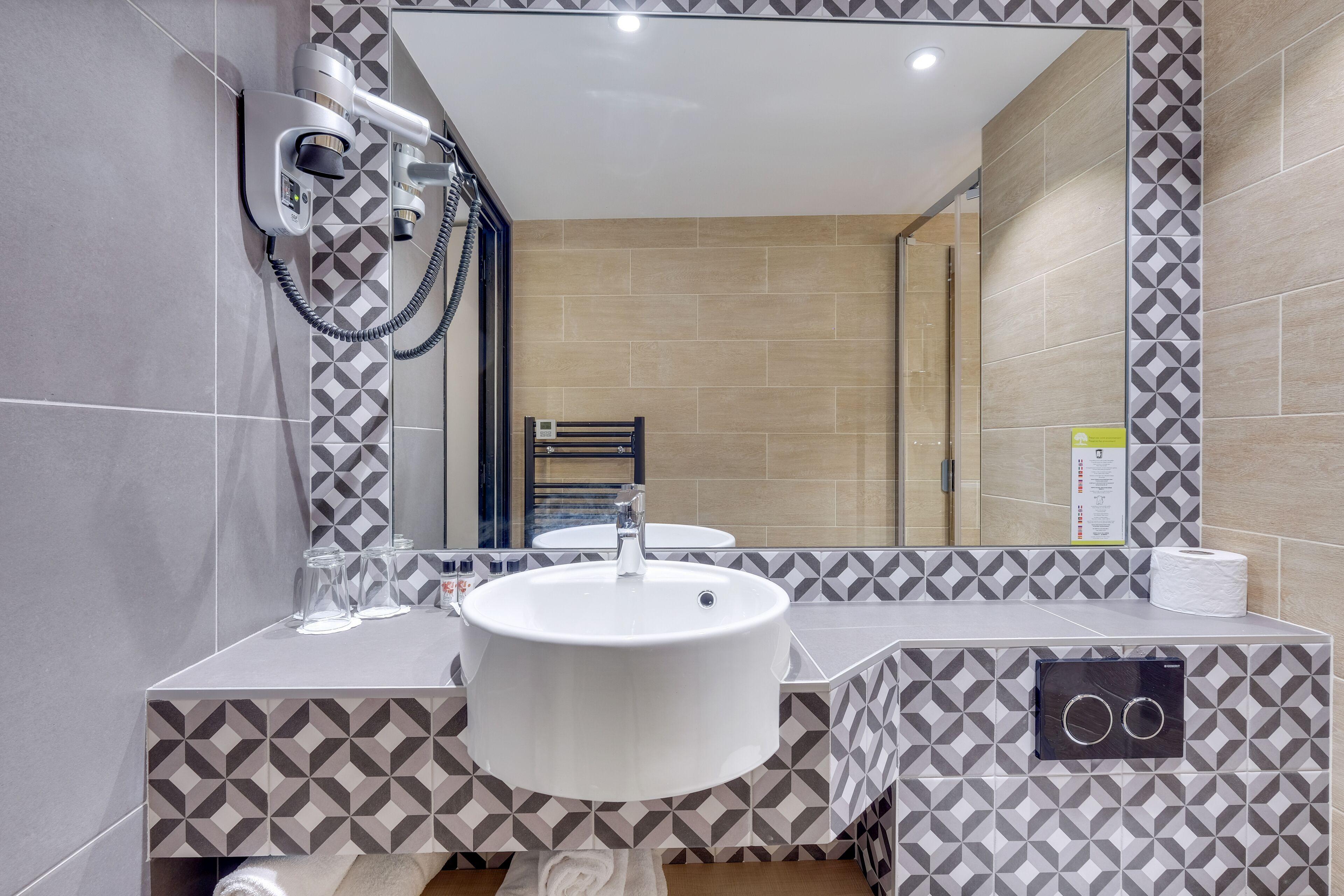 Lucien & Marinette Hotel Parigi